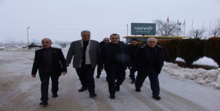 AK Parti ilçe teşkilatından yeni açılan fabrikayı ziyaret