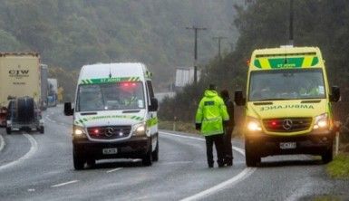 Yeni Zelanda'da Çinli turistleri taşıyan otobüs devrildi 20 yaralı