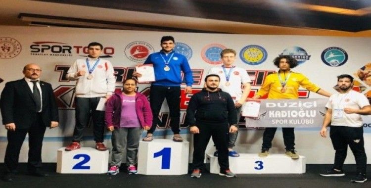 Kicklight Türkiye Şampiyonu Pasinlerli Hakan Koç oldu