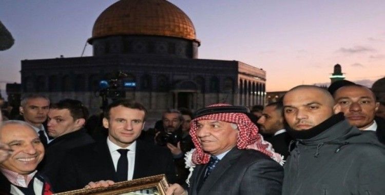 Macron Mescid-i Aksa'yı ziyaret etti