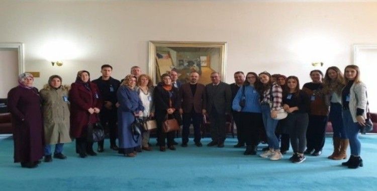 Turan MHP Lapseki teşkilatını ağırladı