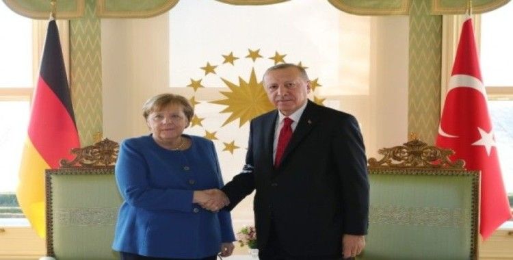 Cumhurbaşkanı Erdoğan ile Merkel'in görüşmesi başladı