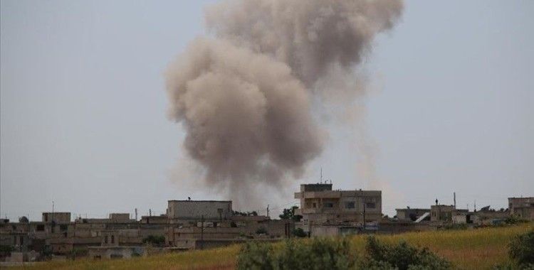 Esad rejimi İdlib'in güneyini vurdu: 2'si çocuk 3 ölü