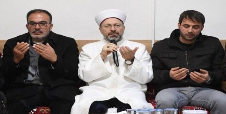 Diyanet İşleri Başkanı Erbaş’tan depremde yakınını kaybedenlere taziye ziyareti