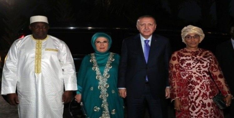 Cumhurbaşkanı Erdoğan resmi devlet yemeğine katıldı