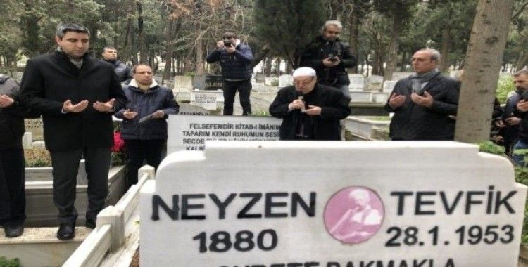 Neyzen Tevfik ölümünün 67. yılında Kartal’daki mezarı başında anıldı