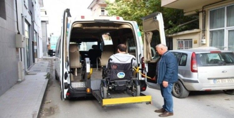 Engelli vatandaşlar için özel taşıma hizmeti devam ediyor