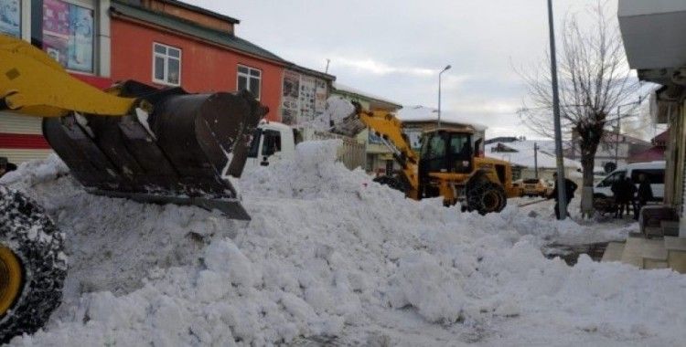Bingöl’de karla mücadele çalışmaları