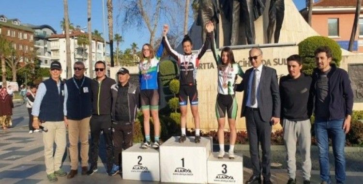 Funda Taşkın Bisiklet Türkiye Şampiyonu