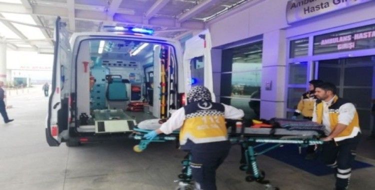 Balkondan düşen 2 yaşındaki çocuk yaralandı