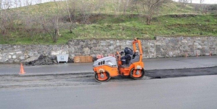 Eyüpsultan’da asfalt yapım çalışmaları devam ediyor