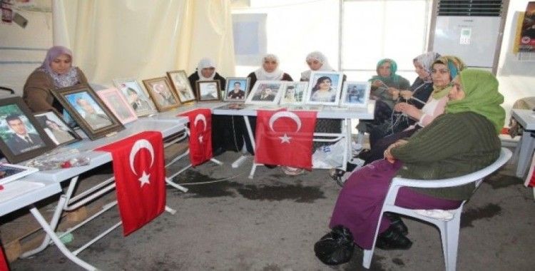 HDP önündeki ailelerin evlat nöbeti 157'nci gününde