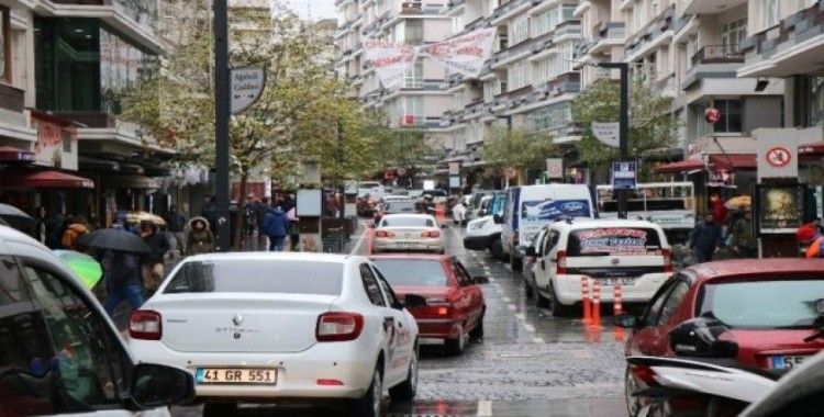 Samsun’un en işlek caddesi araç trafiğine açıldı