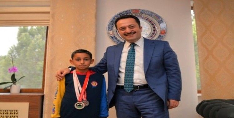 Küçük Şahin, Bilecik’i Türkiye Şampiyonası’nda temsil edecek