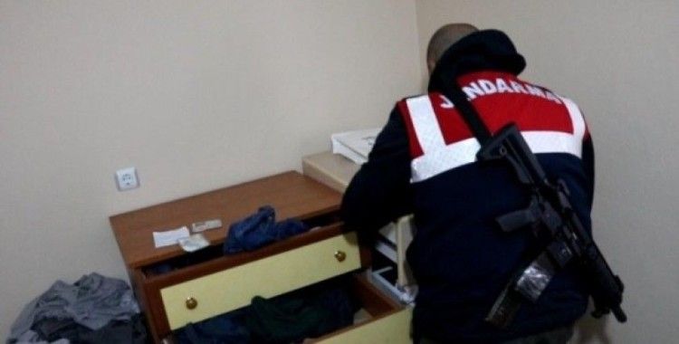 Siirt’te terör örgütü PKK’ya yardım eden 1 kişi gözaltına alındı