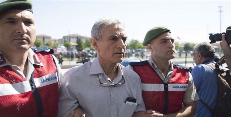 Akın Öztürk'ün FETÖ'den gözaltına alınan emir astsubayı adliyeye getirildi