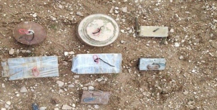 MSB: 'Barış Pınarı Bölgesinde 5 adet el yapımı anti personel mayın ve 2 adet el yapımı anti tank mayını tespit edilerek imha edildi'