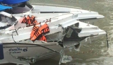 Phuket Adası'nda sürat tekneleri çarpıştı