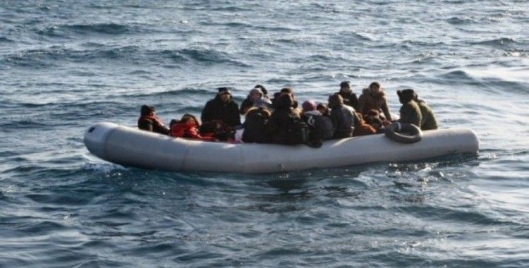 Ayvalık'ta 42 düzensiz göçmen yakalandı