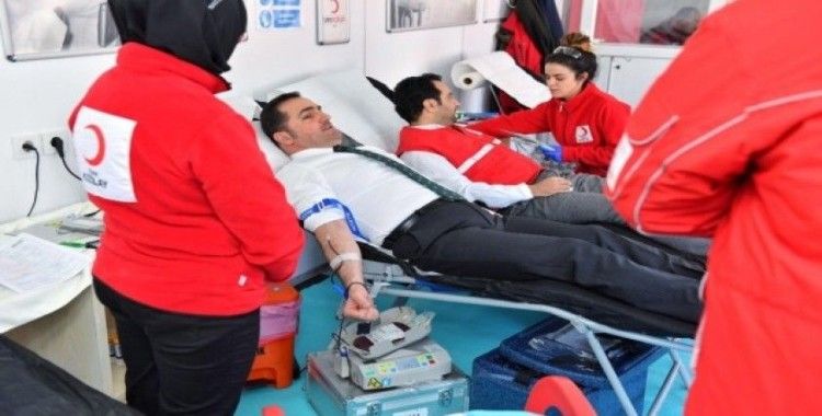 Beyoğlu’ndan kan bağışı kampanyasına tam destek