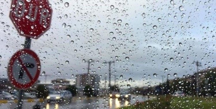 İstanbul'a hafta sonu yağmur geliyor
