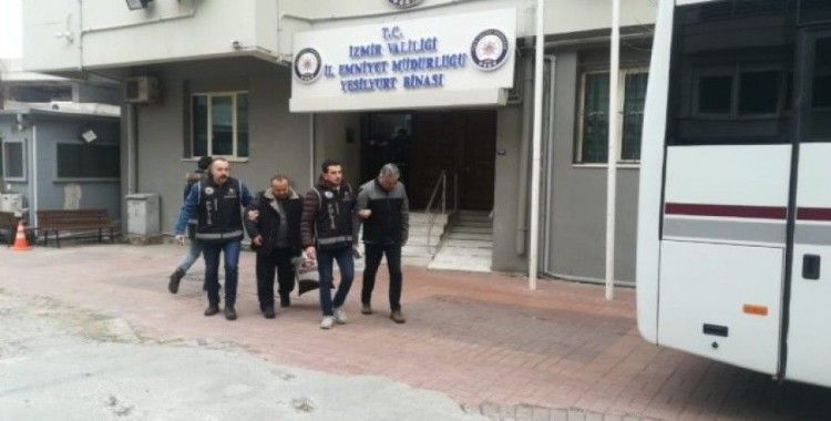 İzmir’de ‘dublörlü dolandırıcılık’ çetesi şüphelileri adliyede