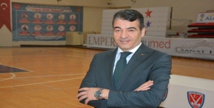 THF Başkanı Sadık Karakan: "Türkiye hokey alanında dünyada söz sahibi olmaya başladı"