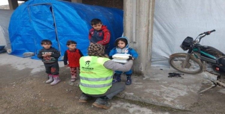İdlib halkına gıda kömür ve battaniye yardımı