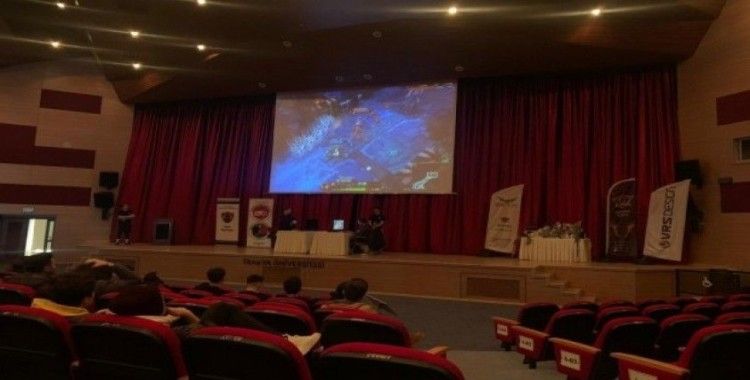 Trakya Üniversitesi’nde e-spor turnuvası