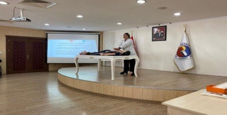 Ceyhan belediyesi, vatandaşlara ilk yardım eğitimi verdi
