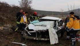 Tır ile otomobilin çarpıştığı kazada karı koca hayatını kaybetti