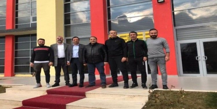 Milletvekili Fendoğlu'ndan Yeni Malatyaspor'a moral ziyareti