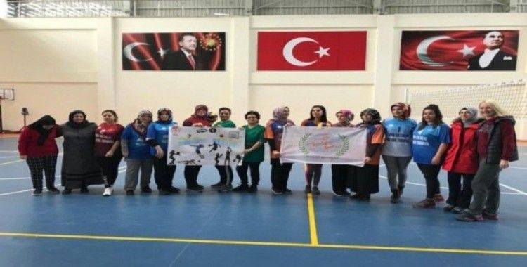 Nevşehir’de “Evinin Sultanları” voleybol turnuvası başladı