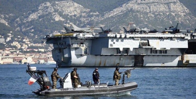 Fransa Kıbrıs’a uçak gemisi gönderdi