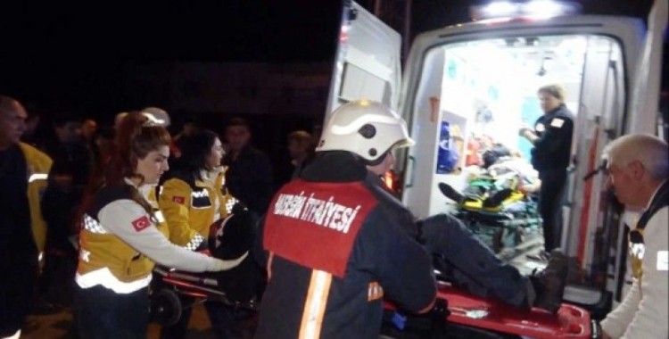 Mersin’de trafik kazası: 2’si ağır 5 yaralı