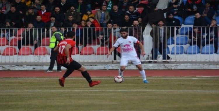 Isparta 32 Spor, Sarayköyspor’u 1-0 mağlup etti