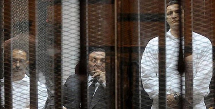 Mısır'da Mübarek için 3 günlük yas ilan edildi