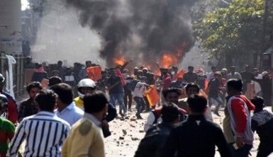 Vatandaşlık yasası protestosu 7 ölü