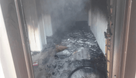 Erciş'te ev yangını: 4 kişi dumandan etkilendi