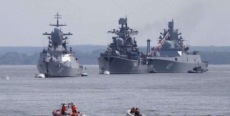 Rusya, Akdeniz'e 2 savaş gemisi gönderiyor