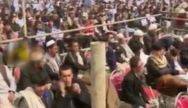 Kabil'de siyasilerin katıldığı törene saldırı