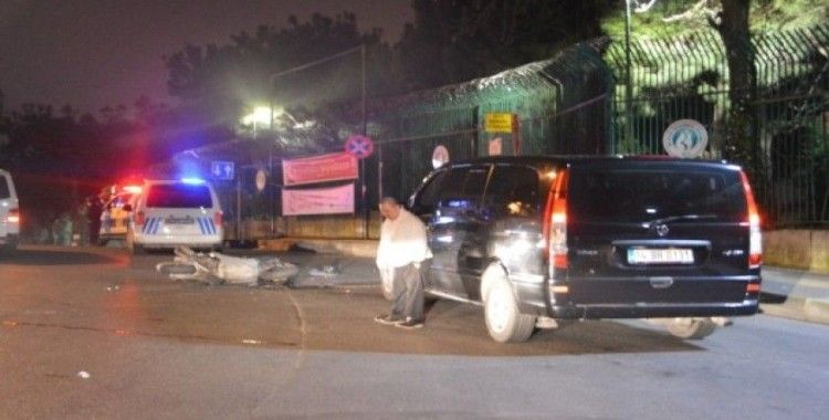 VIP araç ile motosiklet çarpıştı, 1 kişi ağır yaralandı