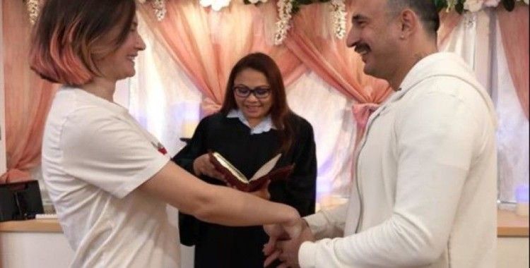 Biray Dalkıran ile Asuman Şener evlendi