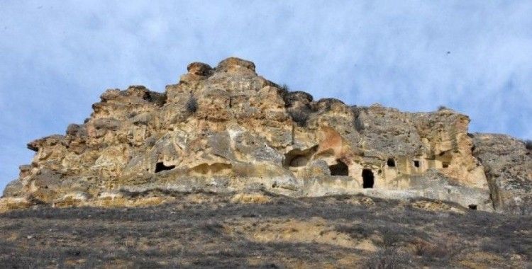 Kayadan oyma Çakırkaya Manastırı turizme kazandırılacak