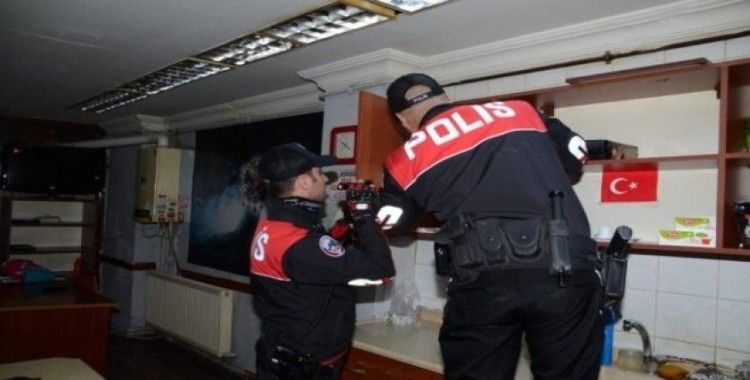 Balıkesir’de polis 22 aranan şahsı yakaladı