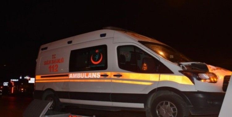 İzmir’de ambulansın çarptığı çift yaşamını yitirdi