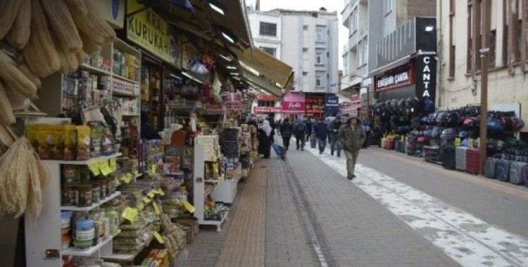 Öğrenci kenti Eskişehir'de okulların tatili esnafı endişelendiriyor