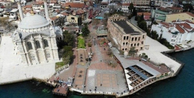 Boş kalan Ortaköy Meydanı havadan görüntülendi