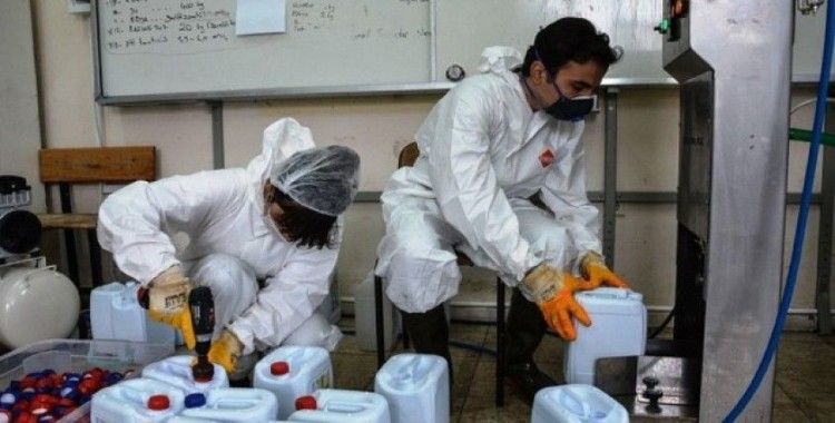 Malatya’da meslek liseleri dezenfektan ve maske üretiyor