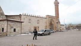 Beyşehir’de camiler cemaatsiz kaldı